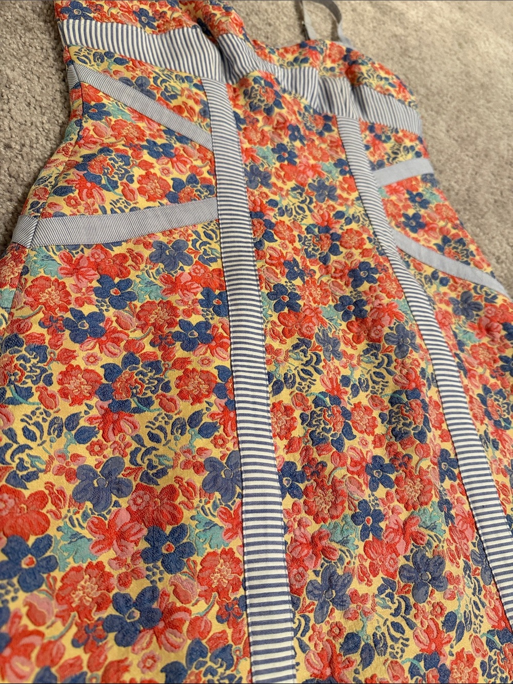 BCBG MaxAzria Ayla floral print Dress Sz 6 - Picture 3 of 8